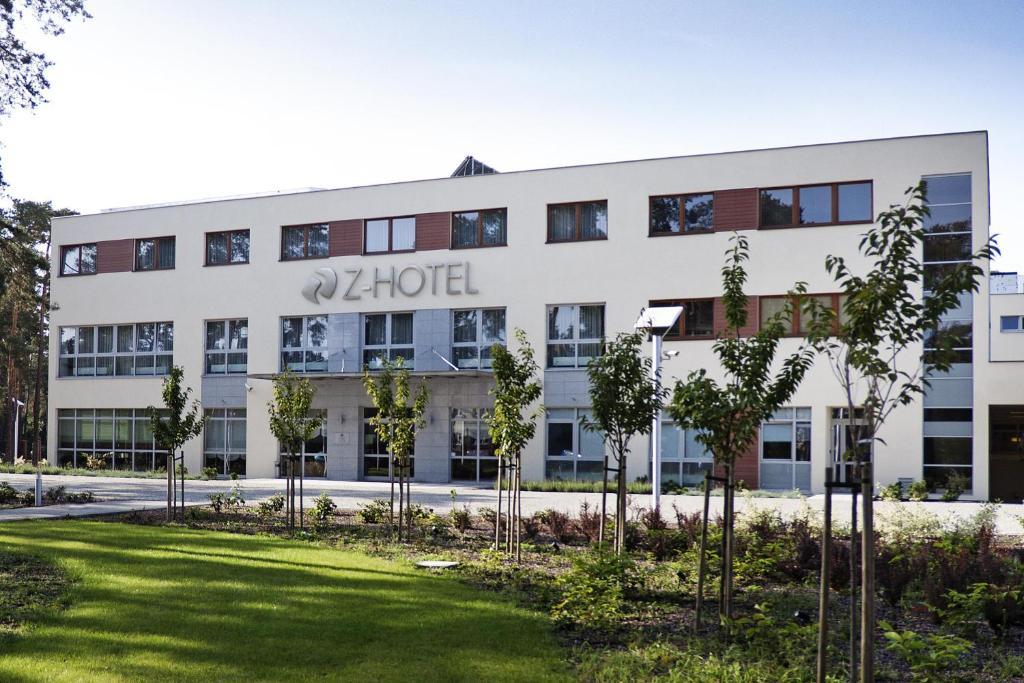 Z-Hotel Business & Spa Otwock Exterior foto